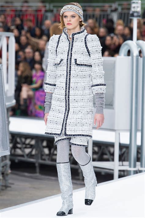 chanel fall winter 2017 2018|chanel fall 2017 collection.